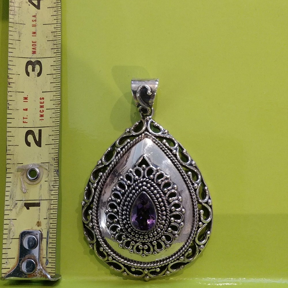 DOUG PAULUS LG STERLING SILVER & AMETHYST PENDANT
